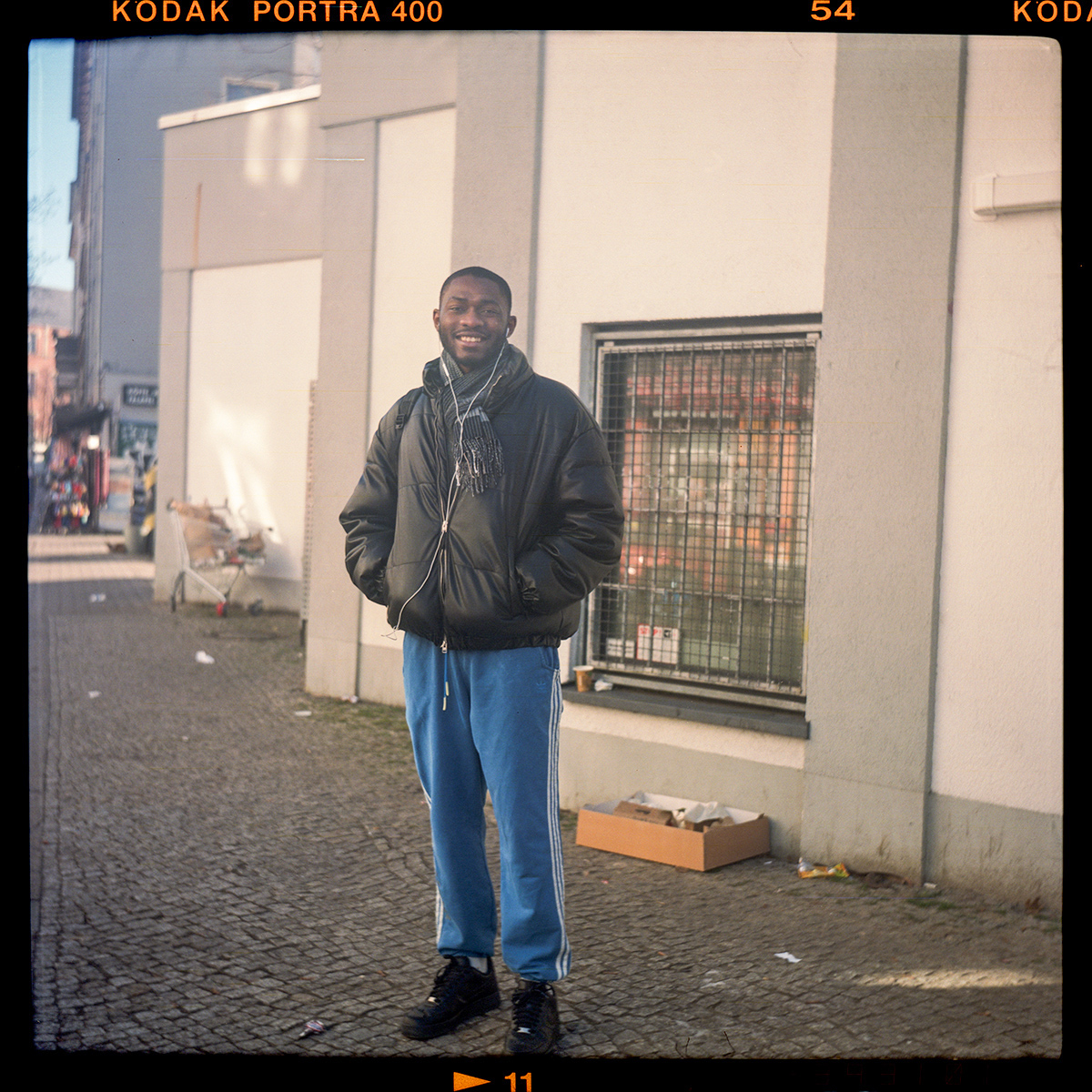 paul; 27; arzt; erkstraße; neukölln; berlin;