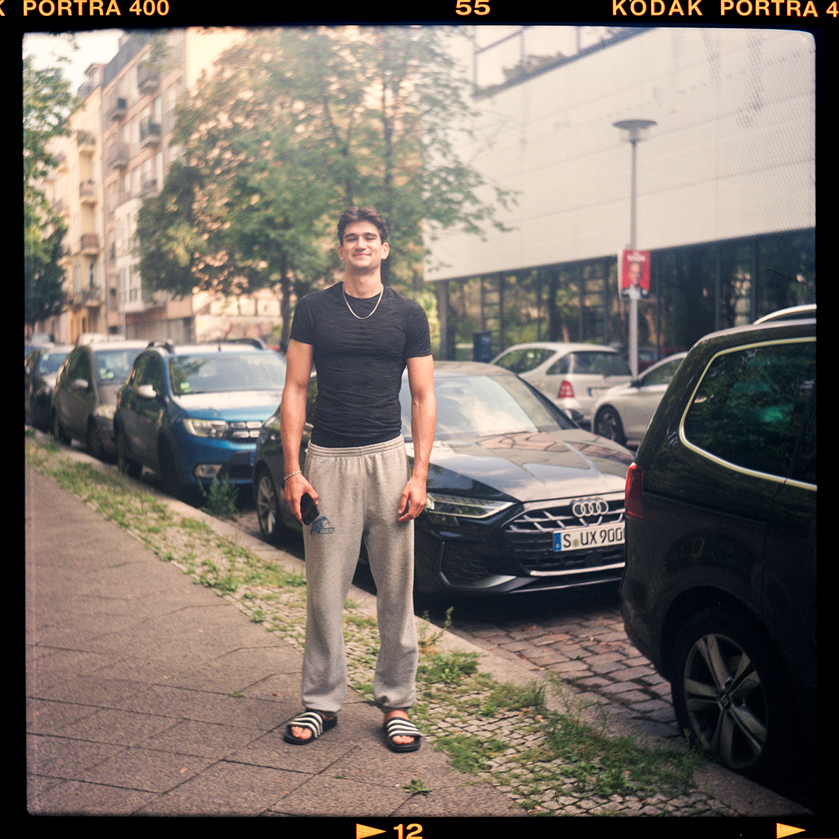 simon; 26; student; prenzlauer berg; berlin, 2026